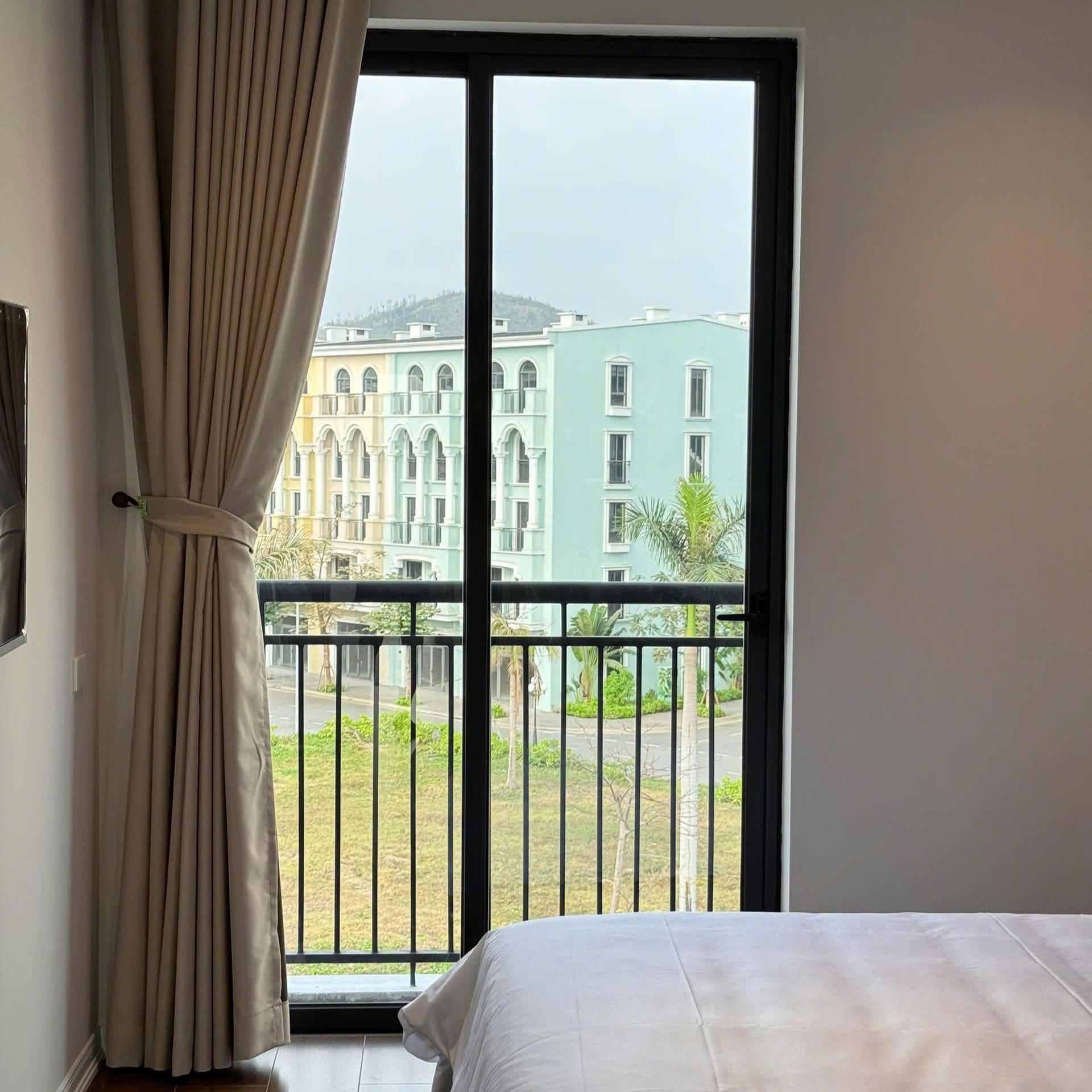 Đặt Villa Haborbay cùng Thái Sơn Hạ Long