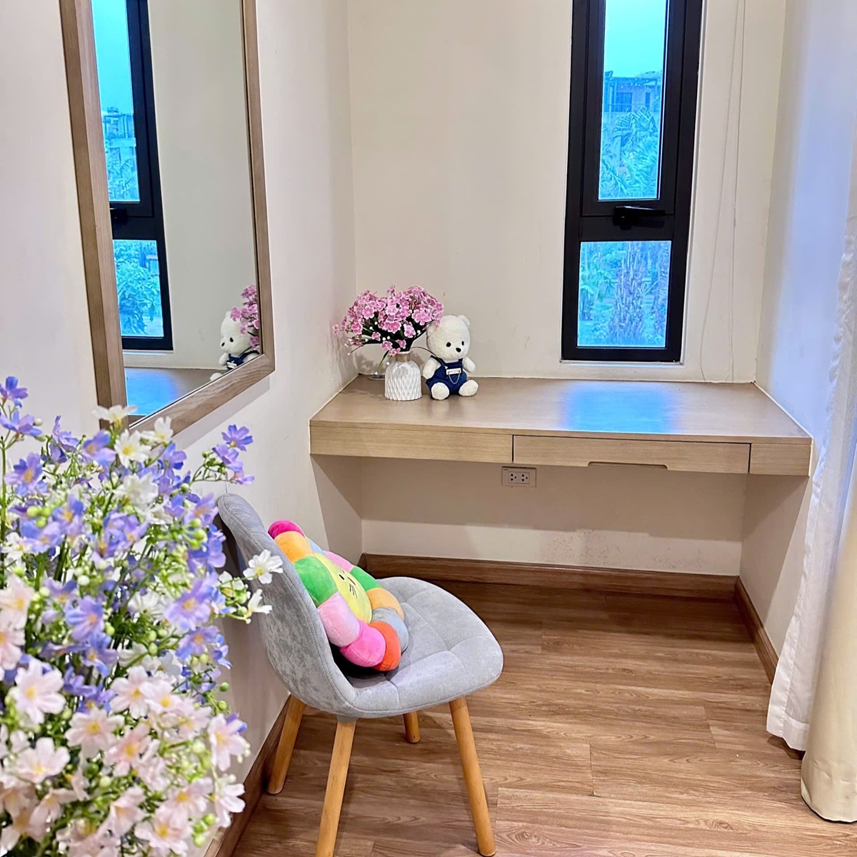 Đặt Villa Lotus Hạ Long cùng Thái Sơn