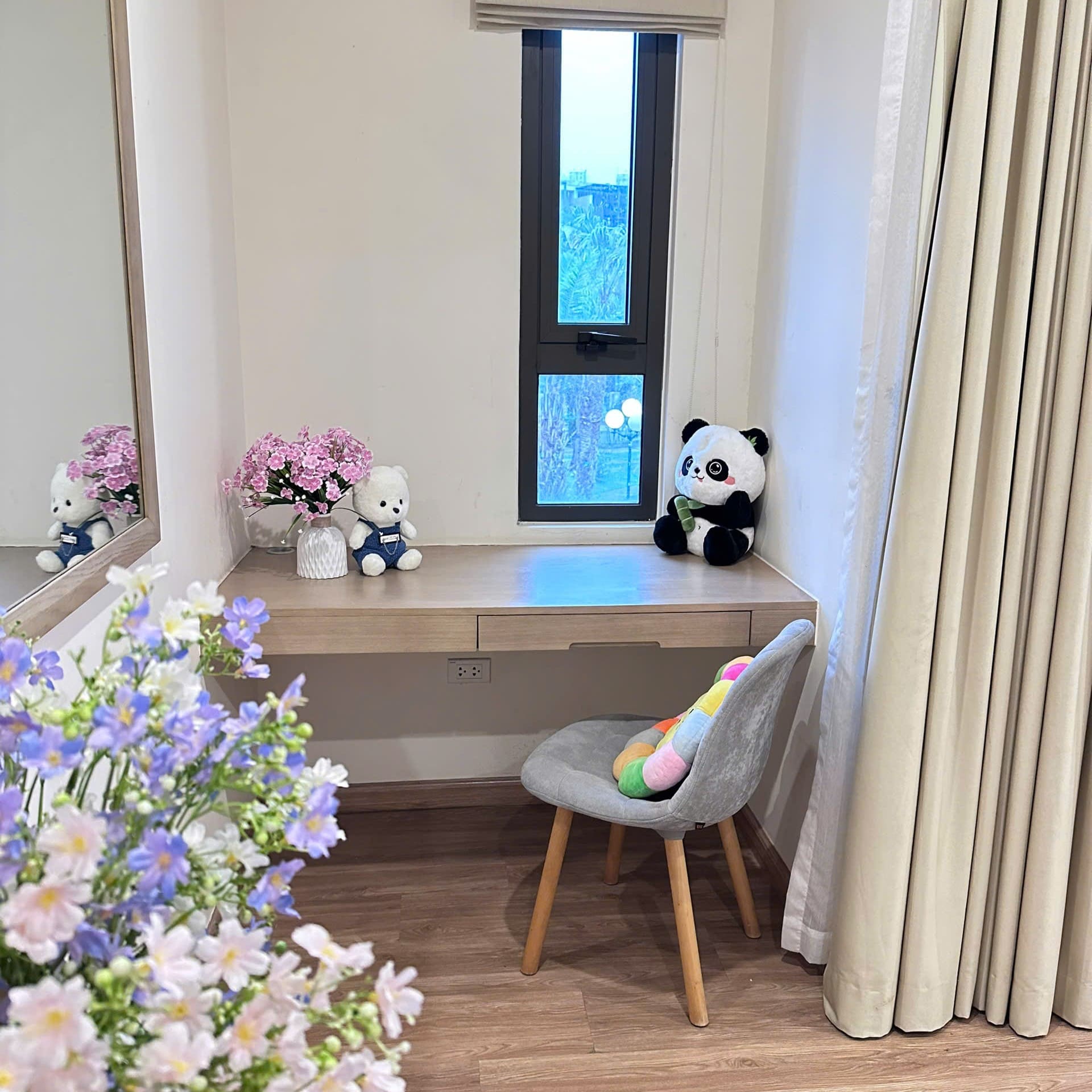 Đặt Villa Lotus Hạ Long cùng Thái Sơn