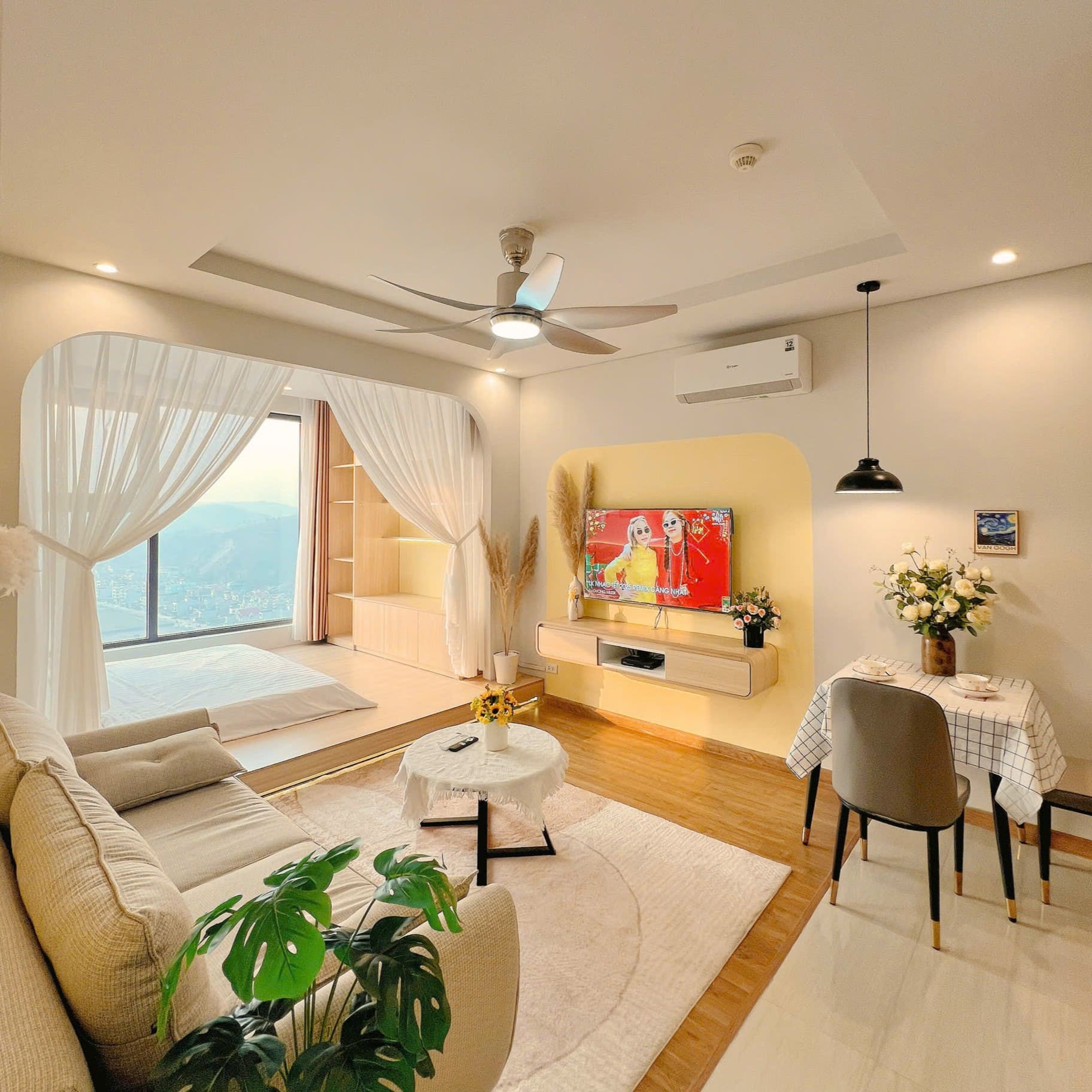 Homestay Greenbay Garden Hạ Long cùng Thái Sơn