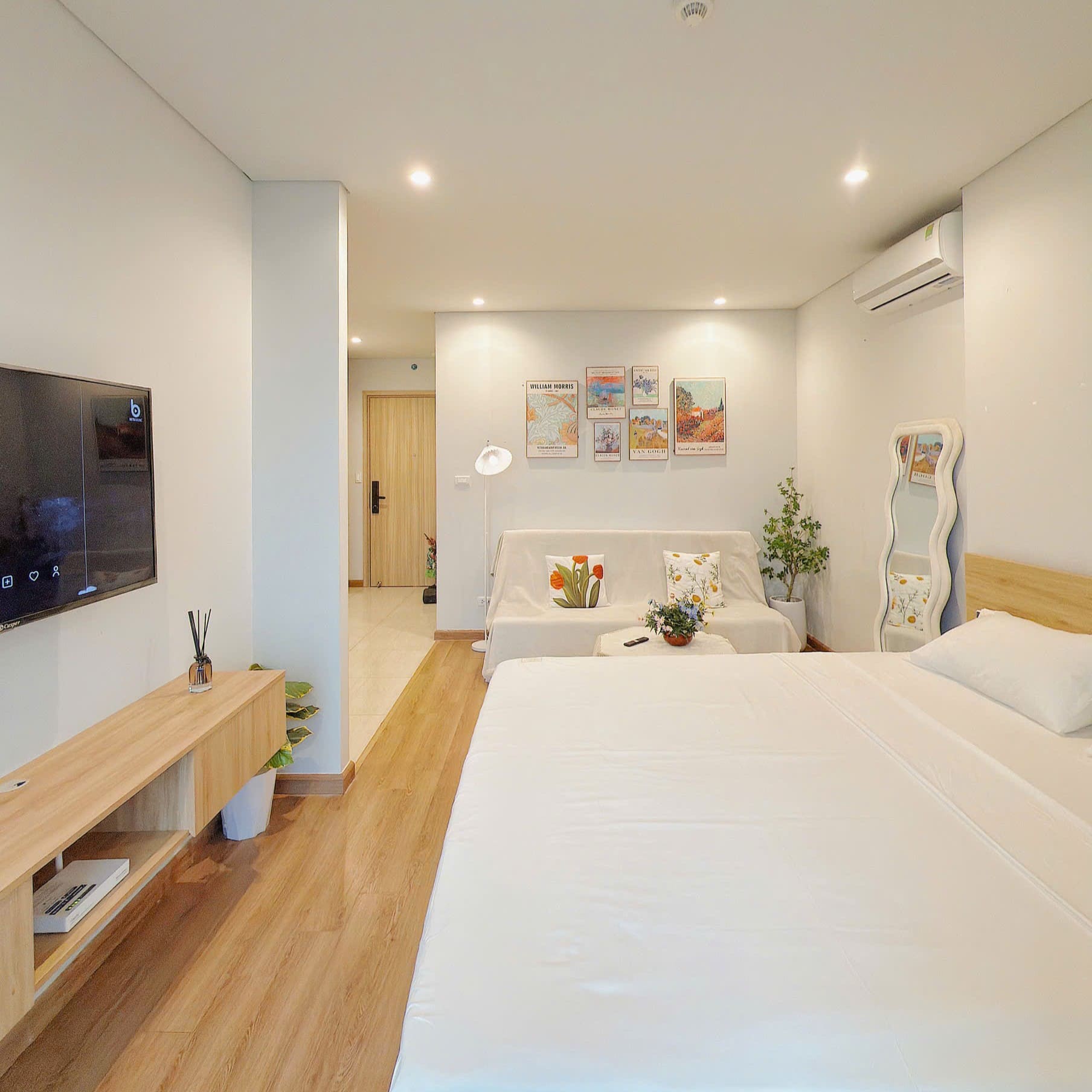 Homestay Greenbay Garden Hạ Long cùng Thái Sơn